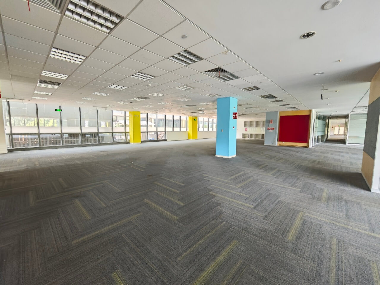 望京数字园 1700平米办公室 4.12元/天/平米